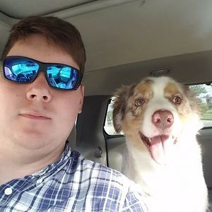 Meet your Posher, Leon